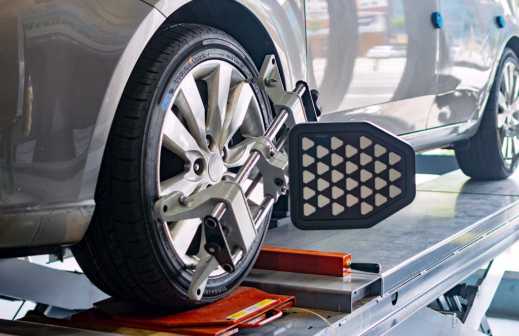 11 Warning Signs of Bad Wheel Alignment and Why you should fix them