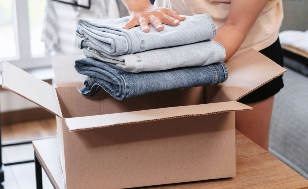 Cheapest Way to Ship Clothes to Another State: Important Updates