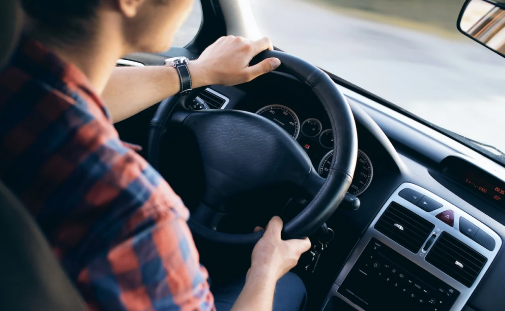 Why does steering wheel lock while driving?